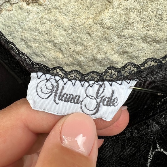 Vintage black teddy romper - Picture 8 of 10